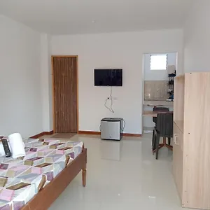 __aplaridel Suites__ Hotel