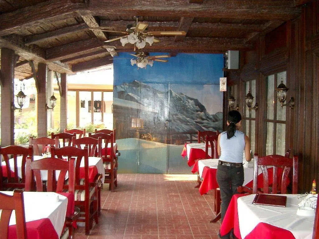 *** Hotel Swiss Chalet Angeles Philippines